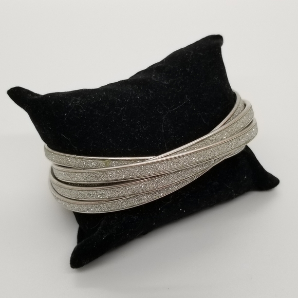 silver glitter intertwined bangles - Picture 1 of 2